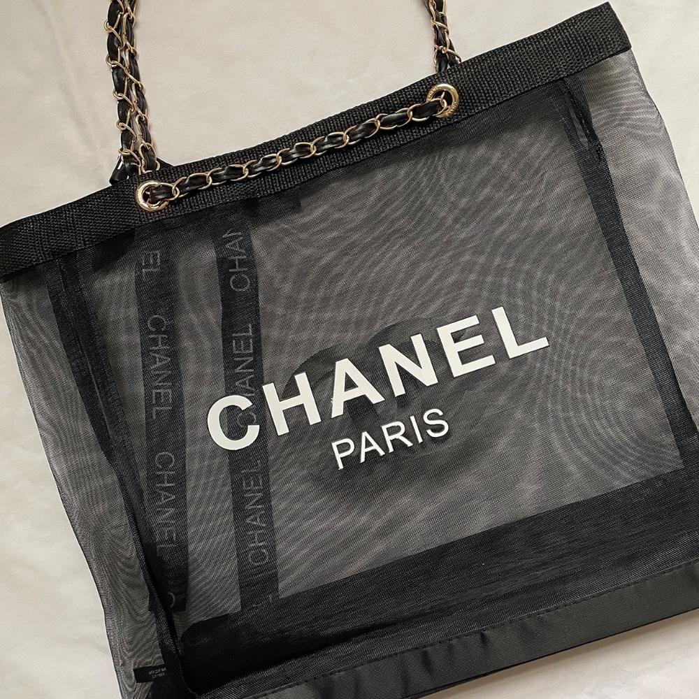 ~Chanel GWP Black Mesh Tote Bag with Gold Chain Straps - Picture 12 of 15